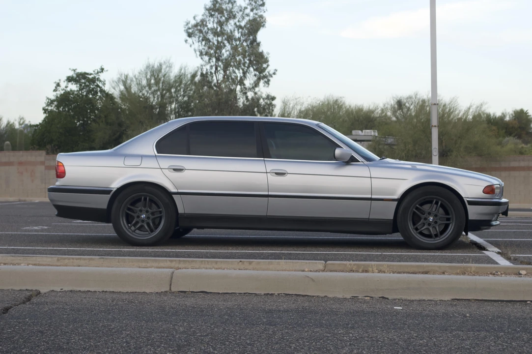 2000 BMW E38 7 Series - Image 23 of 31