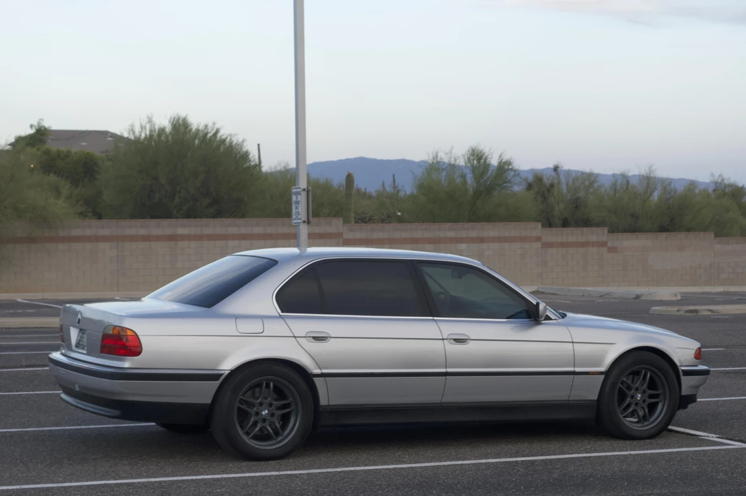 2000 BMW E38 7 Series - Image 22 of 31