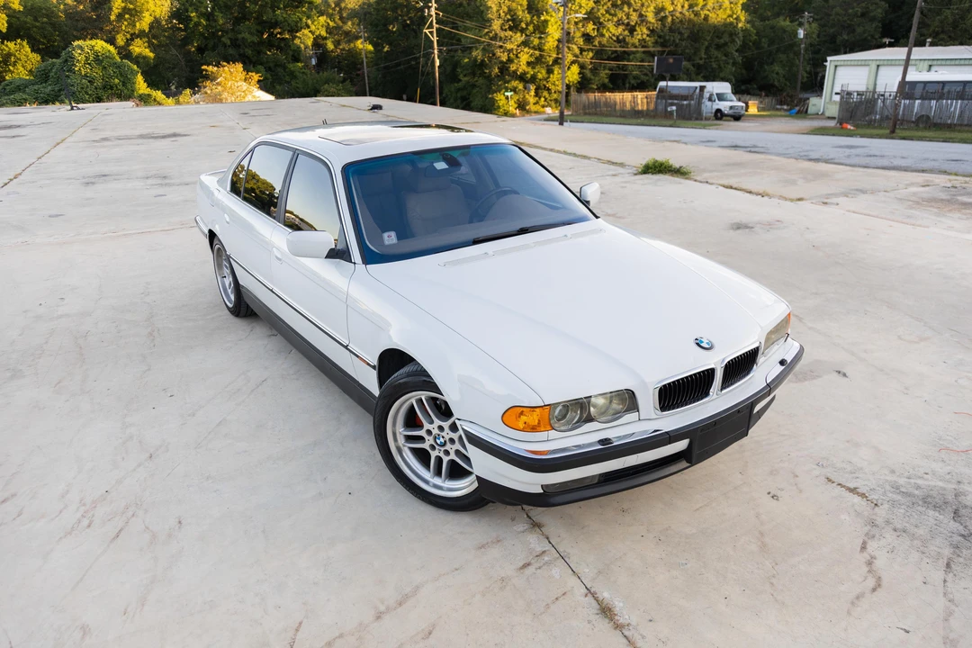 2000 BMW E38 7 Series - Image 14 of 31