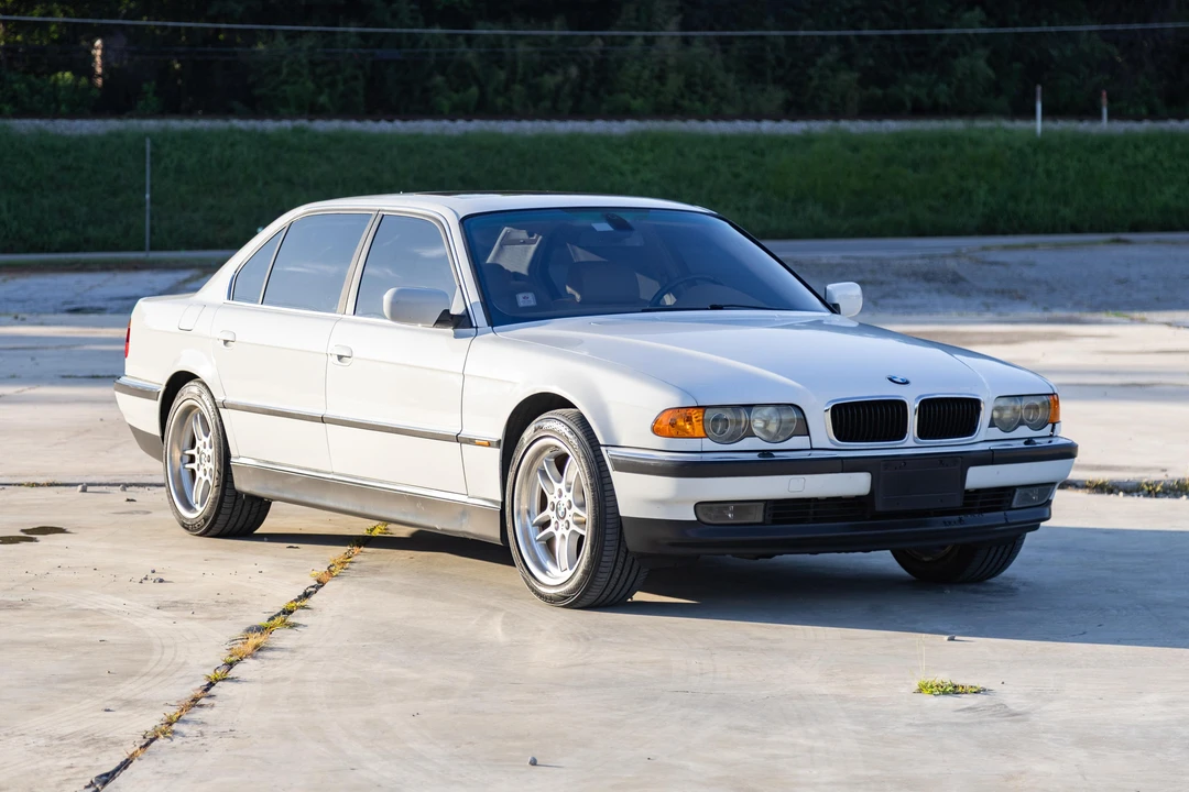 2000 BMW E38 7 Series - Image 13 of 31