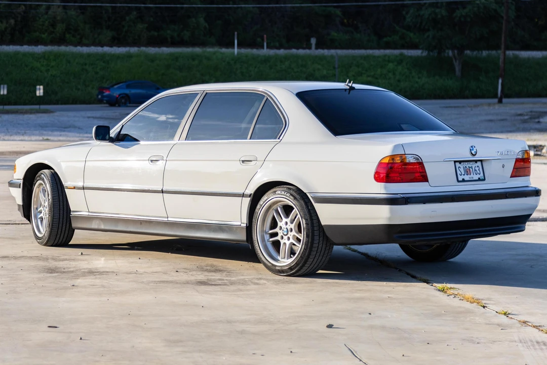2000 BMW E38 7 Series - Image 4 of 31