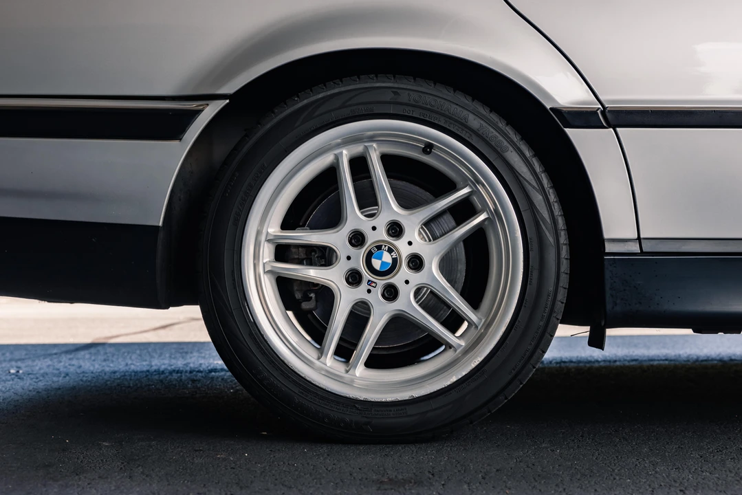 2000 BMW E38 7 Series - Image 16 of 31
