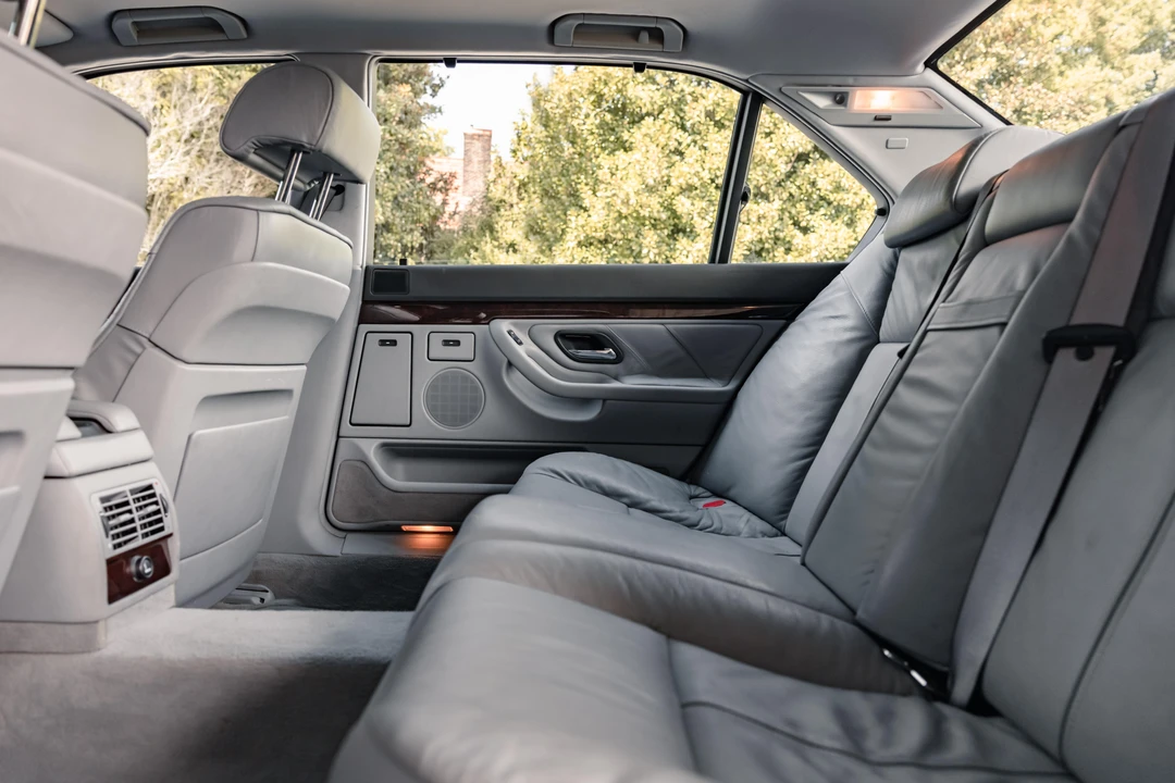 2000 BMW E38 7 Series - Image 26 of 31