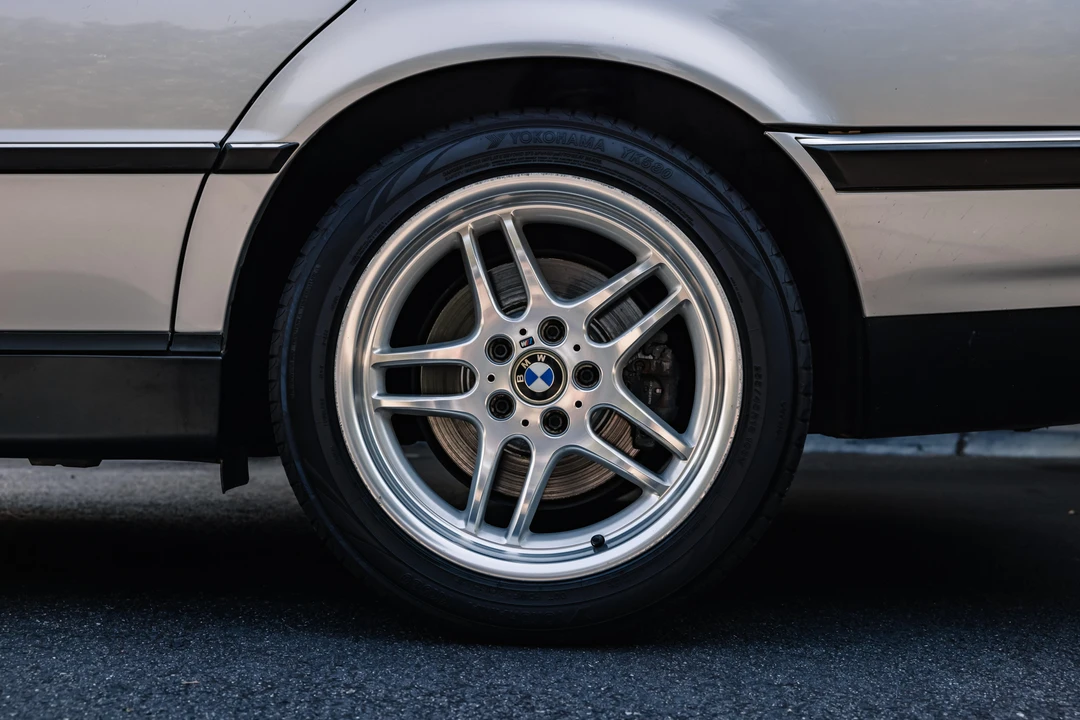 2000 BMW E38 7 Series - Image 15 of 31