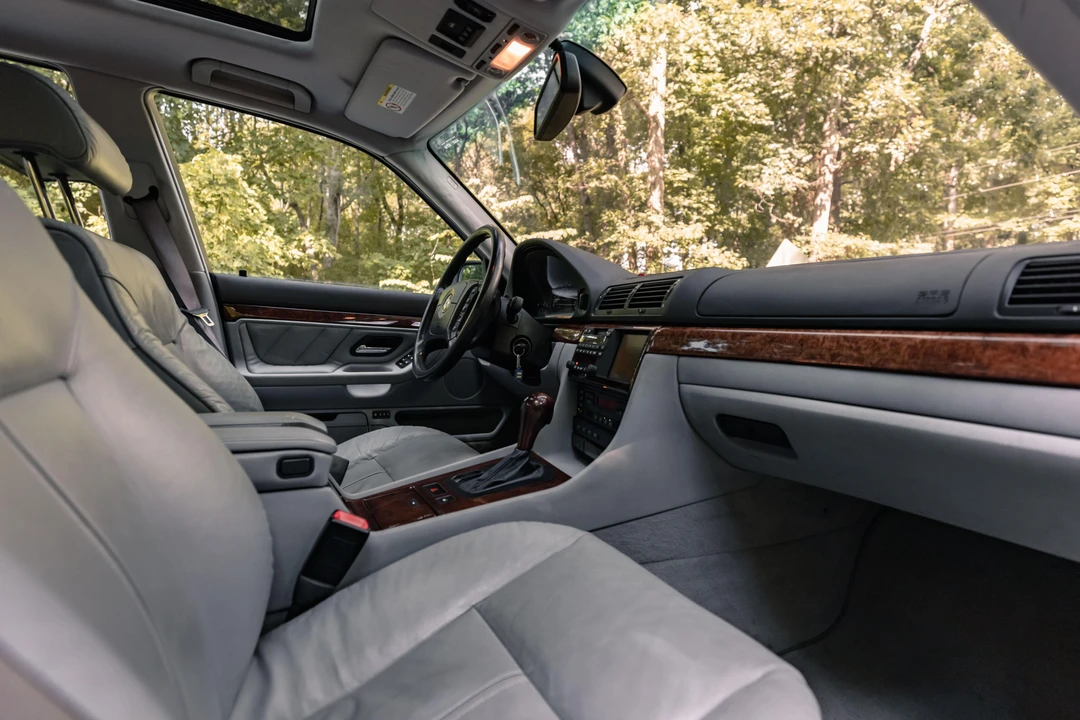 2000 BMW E38 7 Series - Image 19 of 31