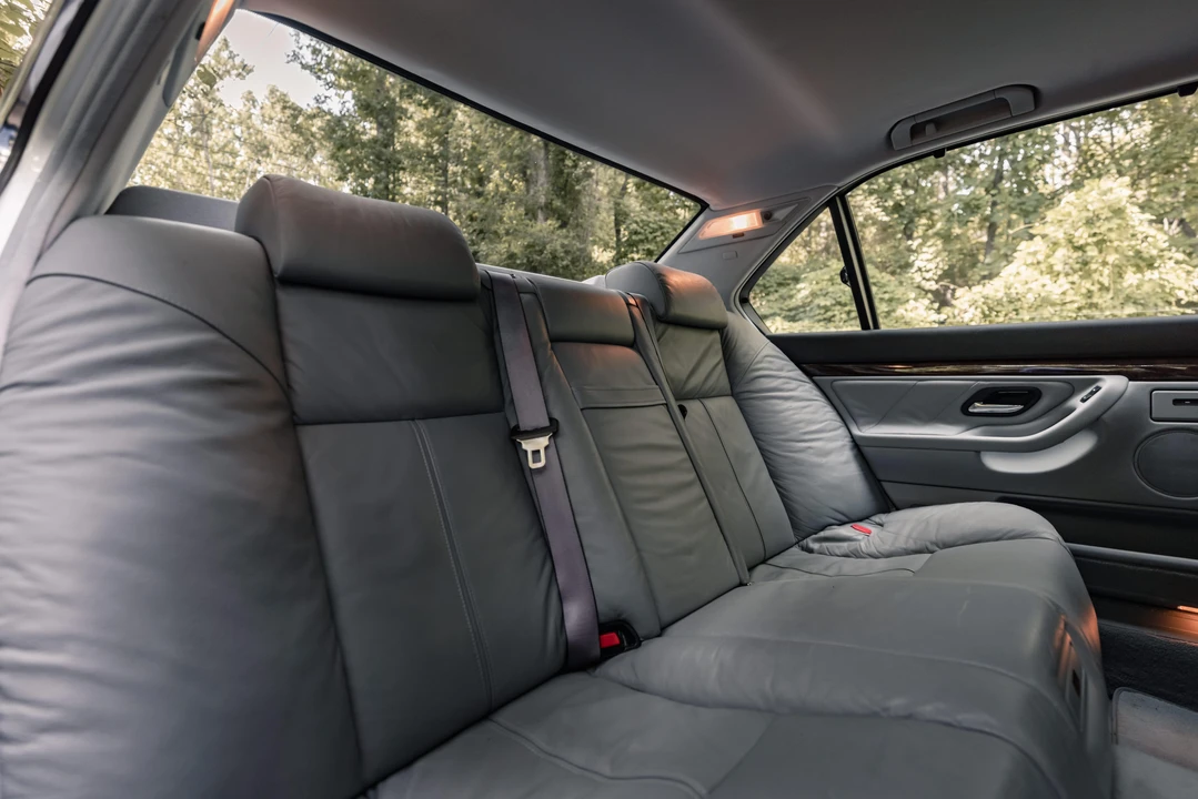 2000 BMW E38 7 Series - Image 22 of 31