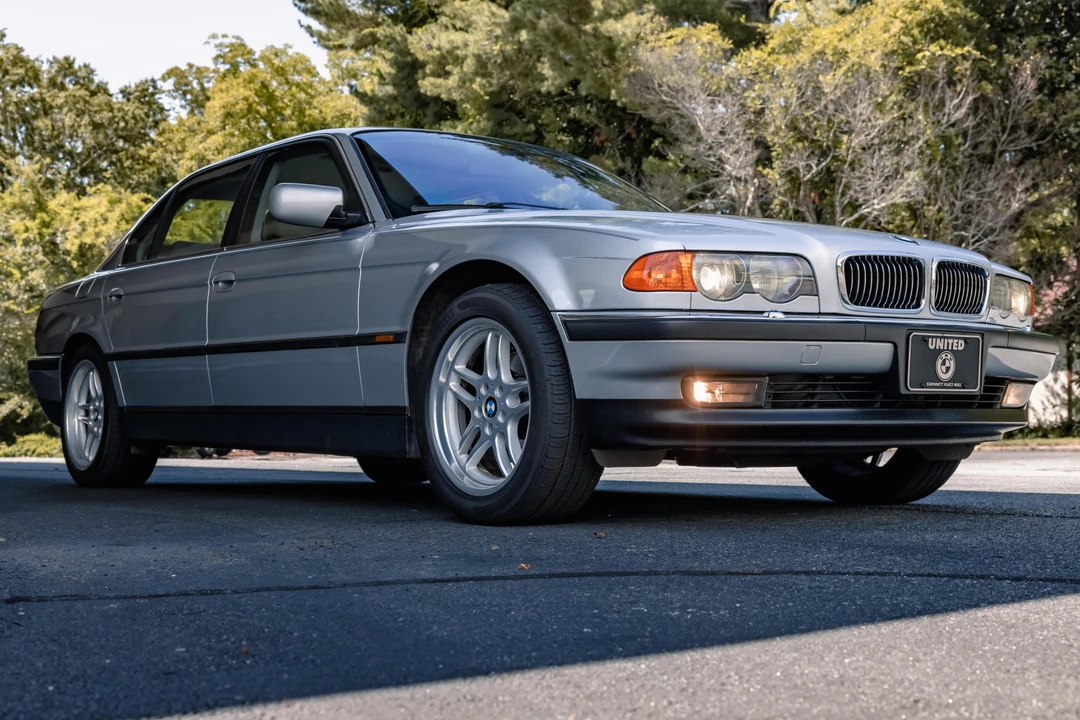 2000 BMW E38 7 Series - Image 3 of 31