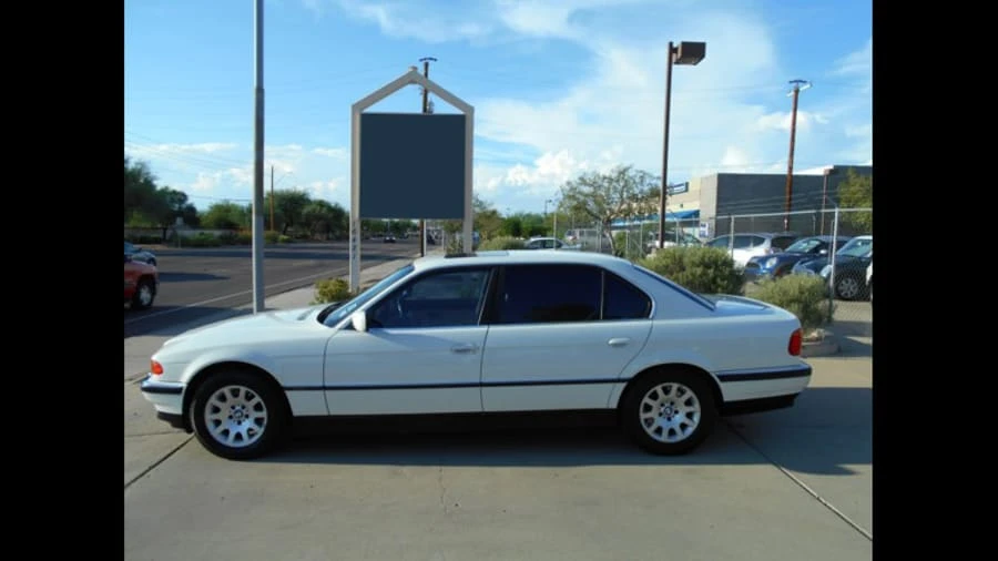 2000 BMW E38 7 Series - Image 2 of 3
