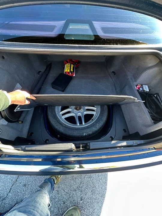 2000 BMW E38 7 Series - Image 3 of 24