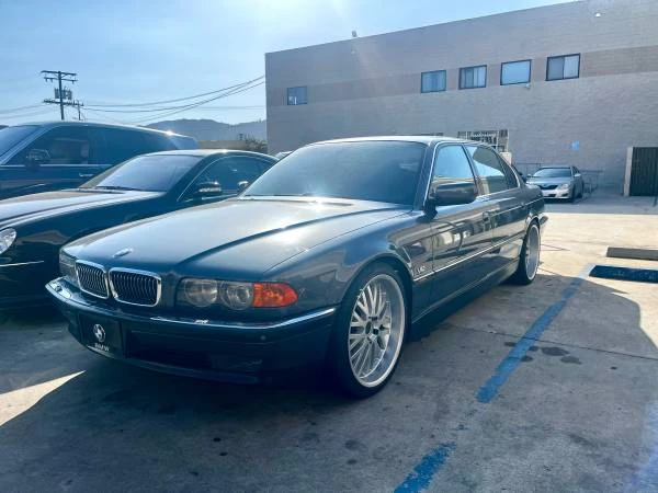 2000 BMW E38 750i & 750iL Sedan - Image 15 of 16