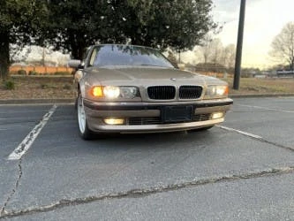 2000 BMW E38 750i & 750iL Sedan - Image 4 of 7