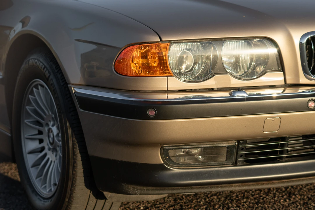 2000 BMW E38 750i & 750iL Sedan - Image 13 of 31
