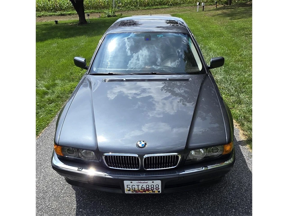 2000 BMW E38 750i & 750iL Sedan - Image 4 of 31