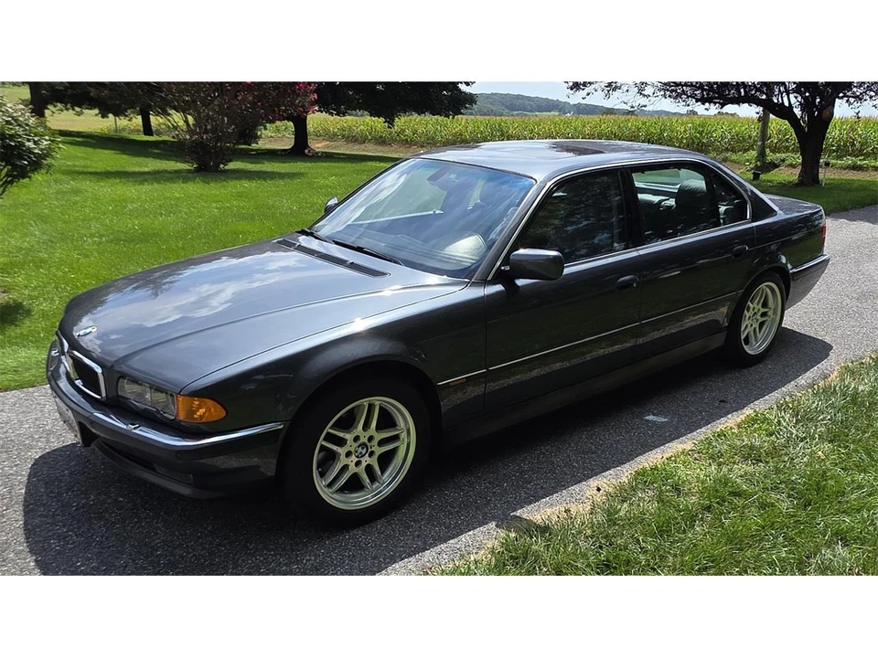 2000 BMW E38 750i & 750iL Sedan - Image 6 of 31