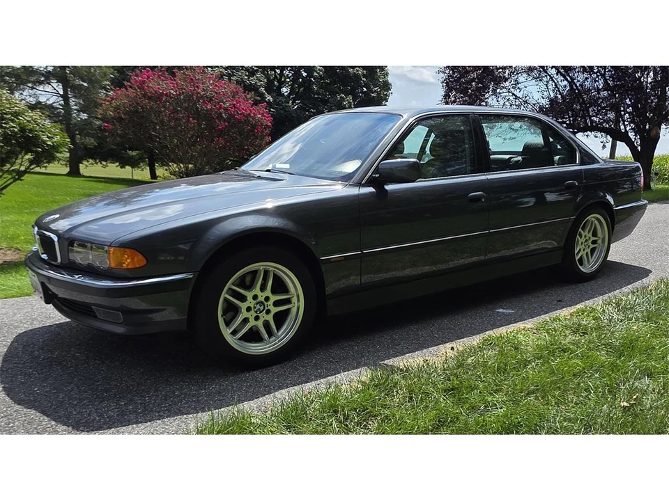2000 BMW E38 750i & 750iL Sedan - Image 7 of 31