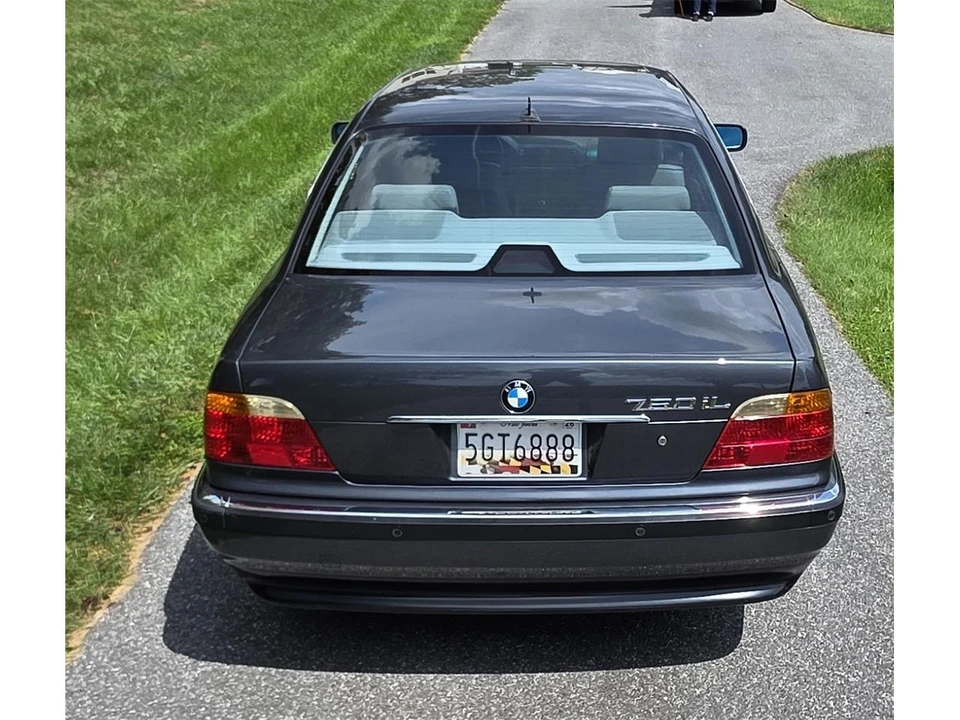 2000 BMW E38 750i & 750iL Sedan - Image 12 of 31