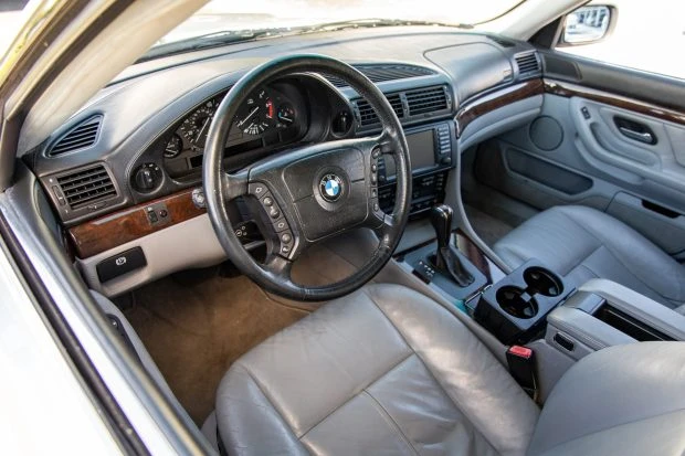 2000 BMW E38 750i & 750iL Sedan - Image 5 of 7