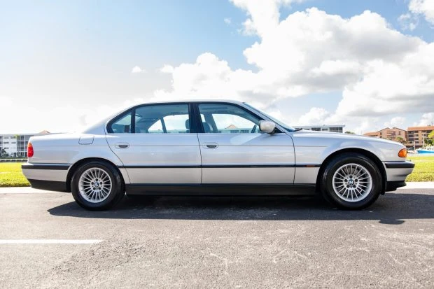 2000 BMW E38 750i & 750iL Sedan - Image 3 of 7