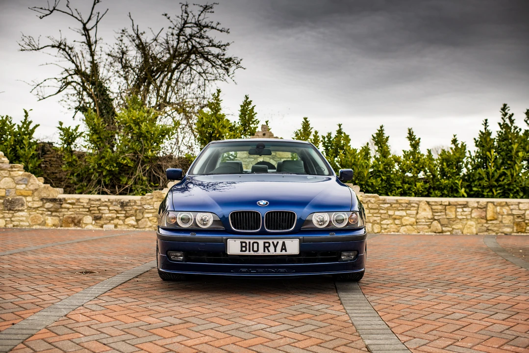 2000 BMW Alpina B10 - Image 3 of 31