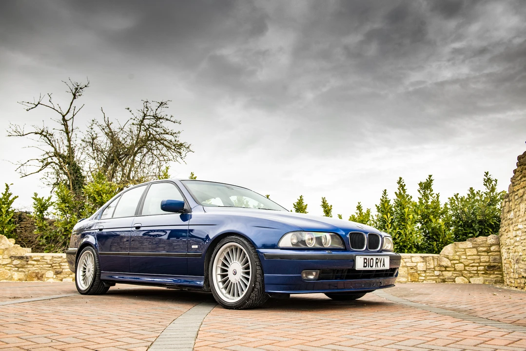 2000 BMW Alpina B10 - Image 12 of 31