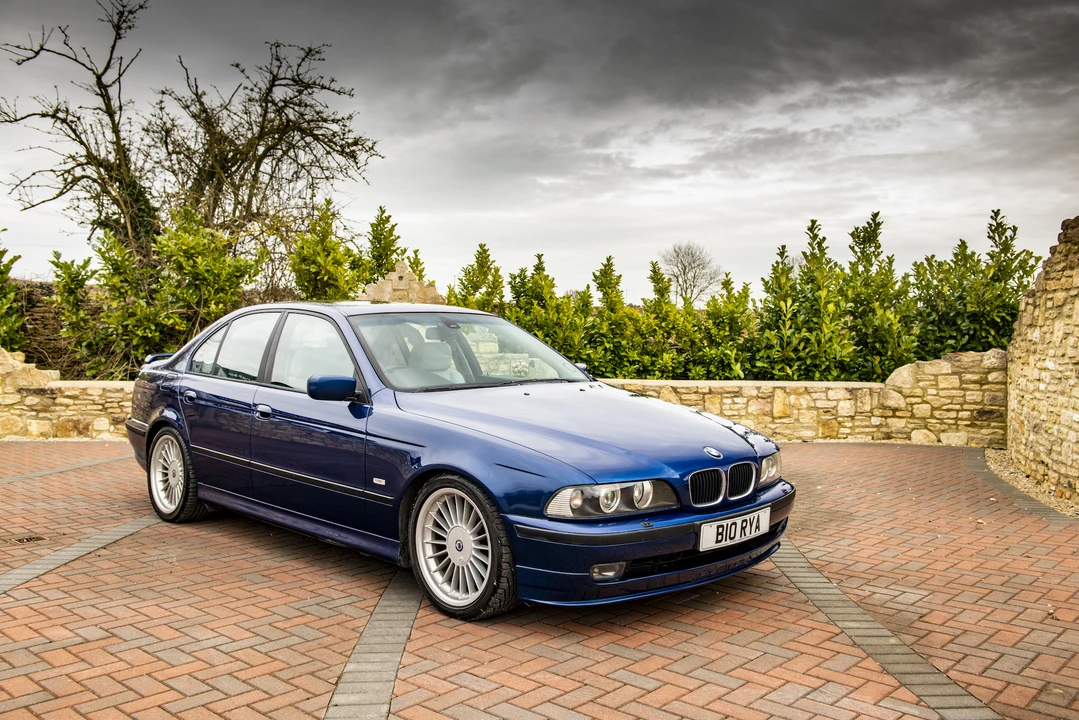 2000 BMW Alpina B10 - Image 13 of 31