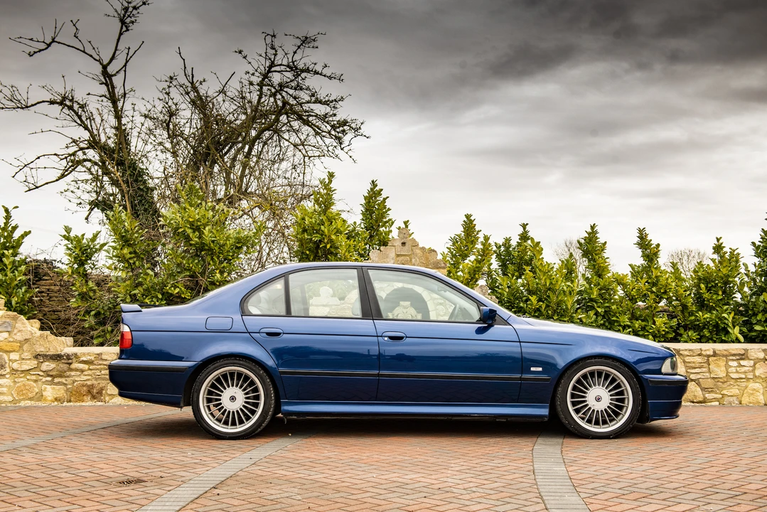 2000 BMW Alpina B10 - Image 15 of 31