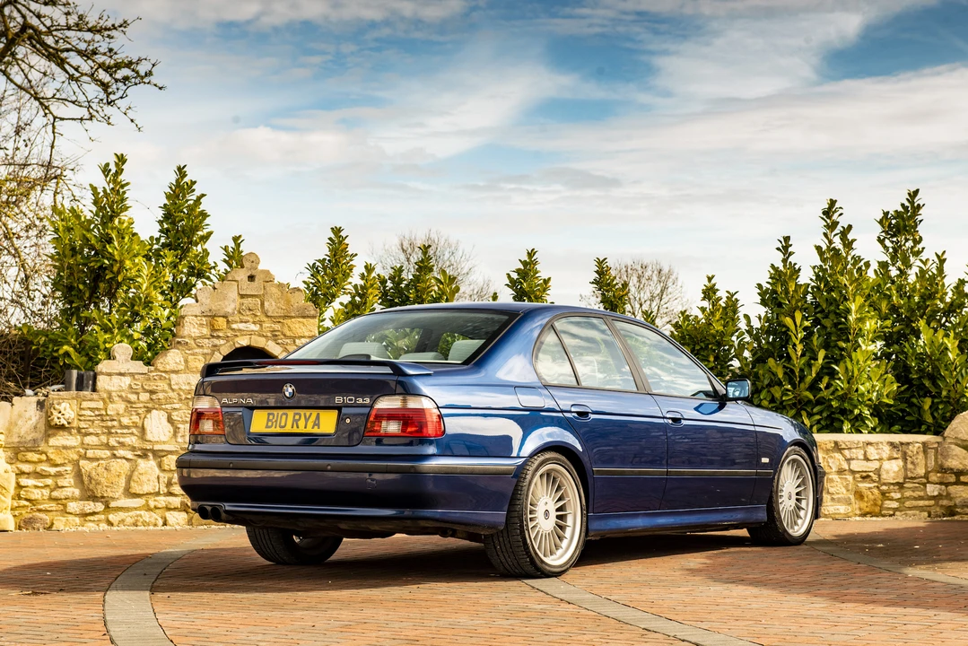 2000 BMW Alpina B10 - Image 23 of 31