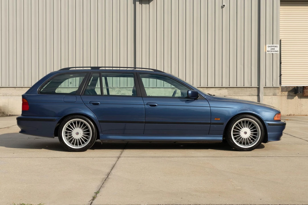 2000 BMW Alpina B10 - Image 3 of 31