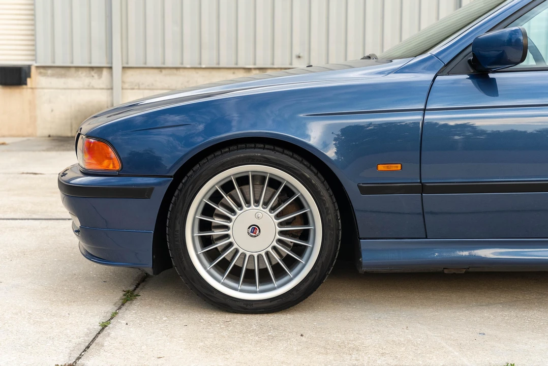 2000 BMW Alpina B10 - Image 24 of 31