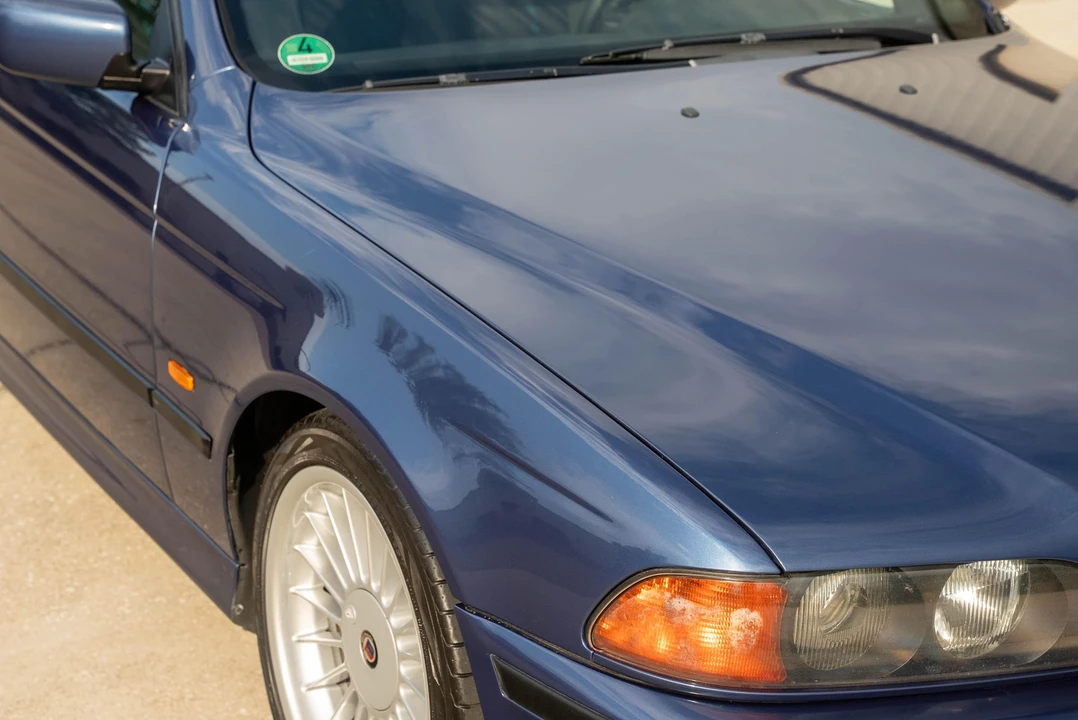 2000 BMW Alpina B10 - Image 17 of 31