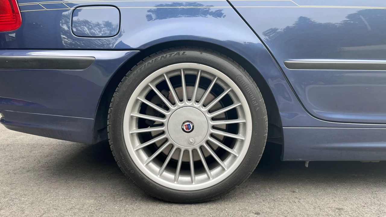 2000 BMW Alpina B3 - Image 22 of 31