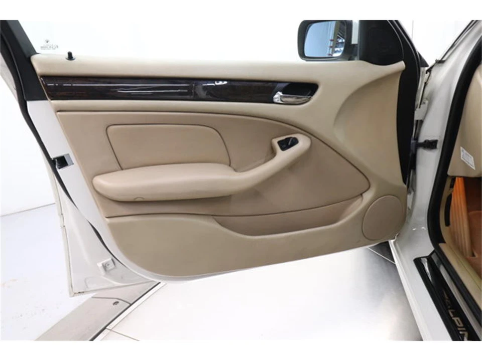 2000 BMW Alpina B3 - Image 19 of 31