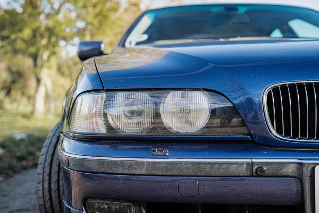 2000 BMW Alpina B10 - Image 23 of 31