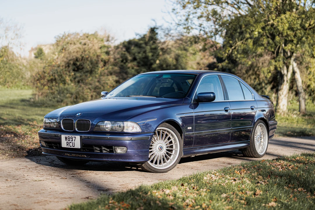 2000 BMW Alpina B10 - Image 2 of 31
