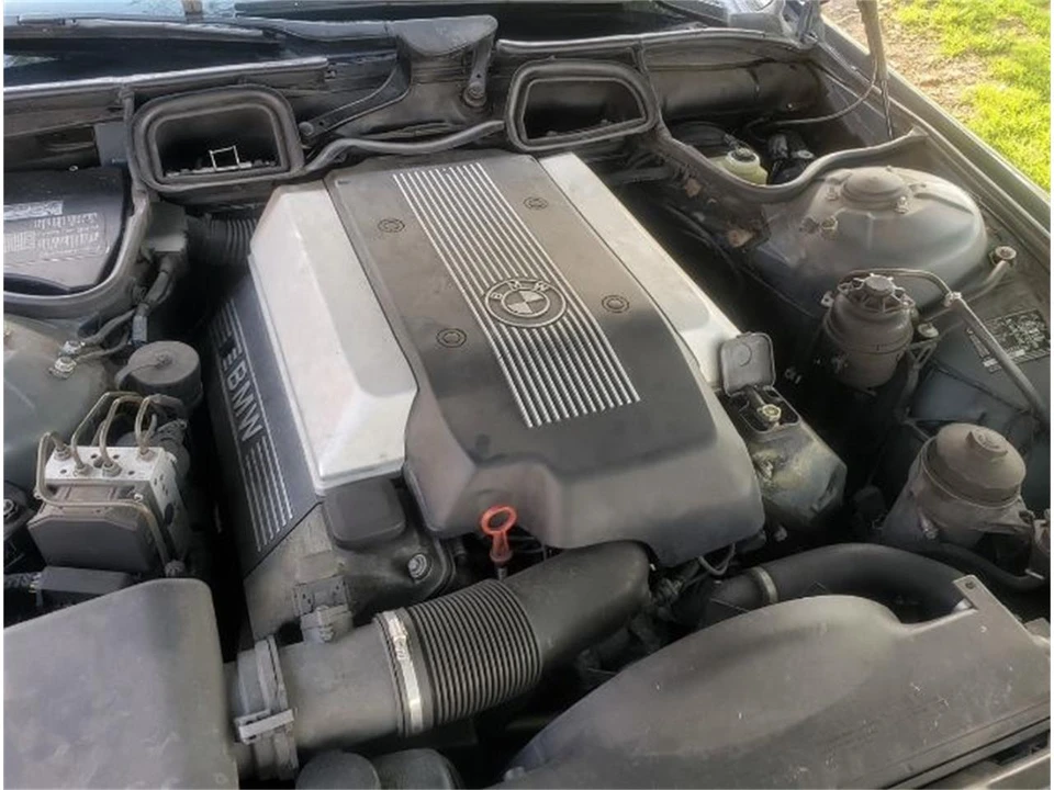 2000 BMW E38 7 Series - Image 10 of 17