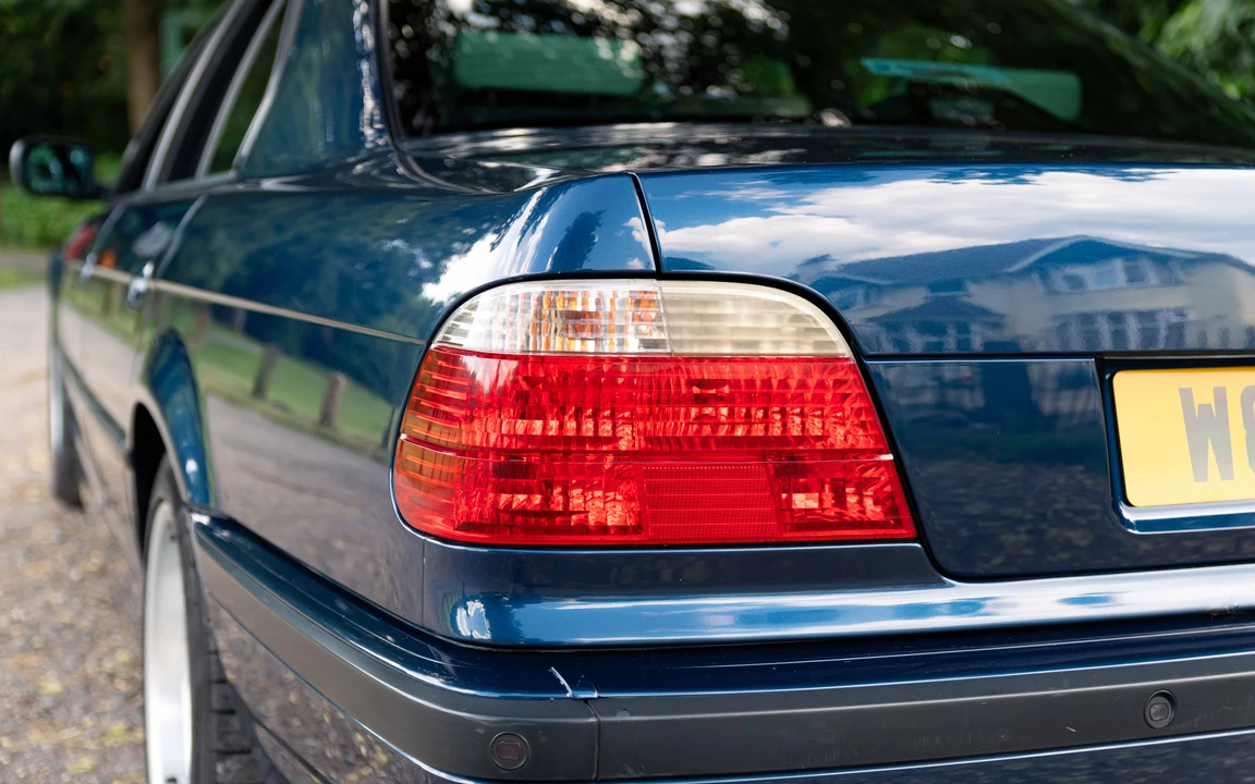 2000 BMW E38 7 Series - Image 29 of 31