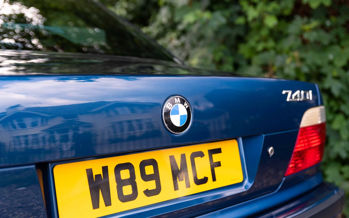 2000 BMW E38 7 Series - Image 27 of 31