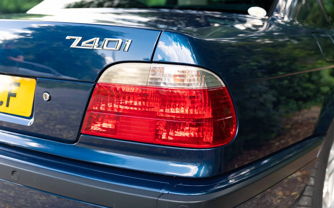 2000 BMW E38 7 Series - Image 30 of 31