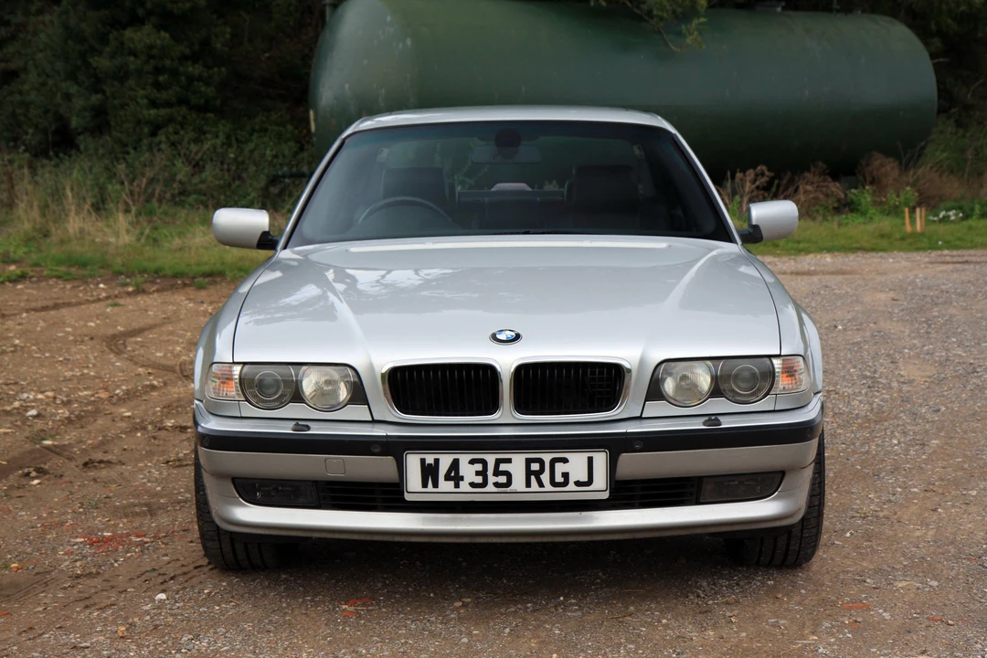 2000 BMW E38 7 Series - Image 3 of 31