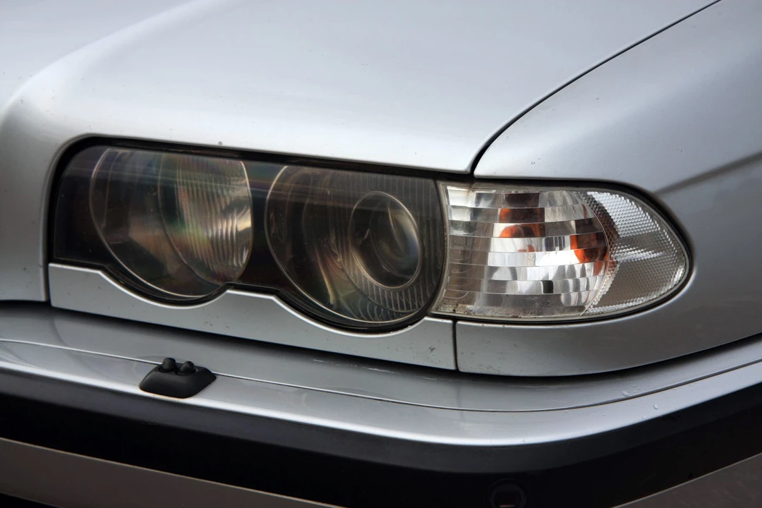 2000 BMW E38 7 Series - Image 14 of 31