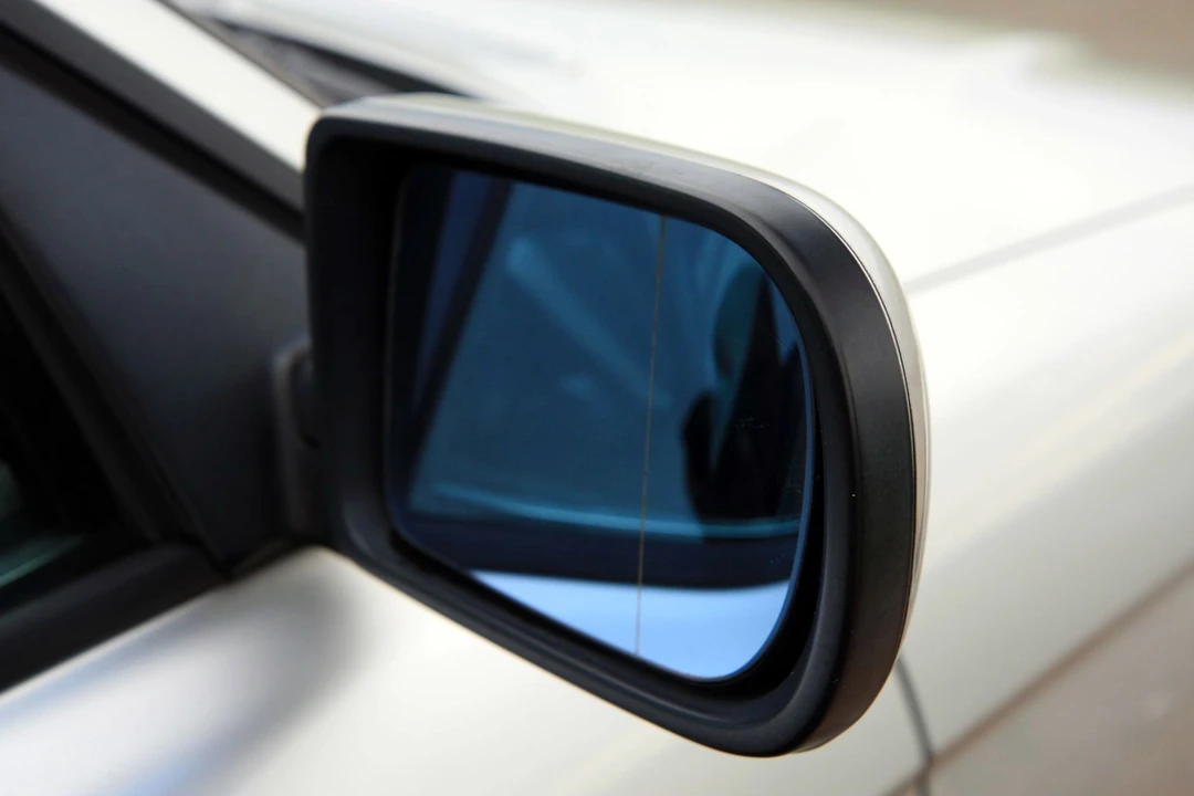 2000 BMW E38 7 Series - Image 30 of 31