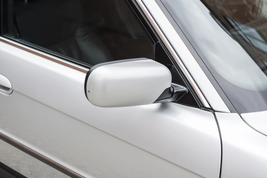2000 BMW E38 750i & 750iL Sedan - Image 16 of 31