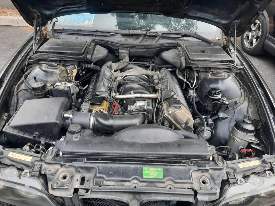 2000 BMW E39 540i - Image 6 of 8