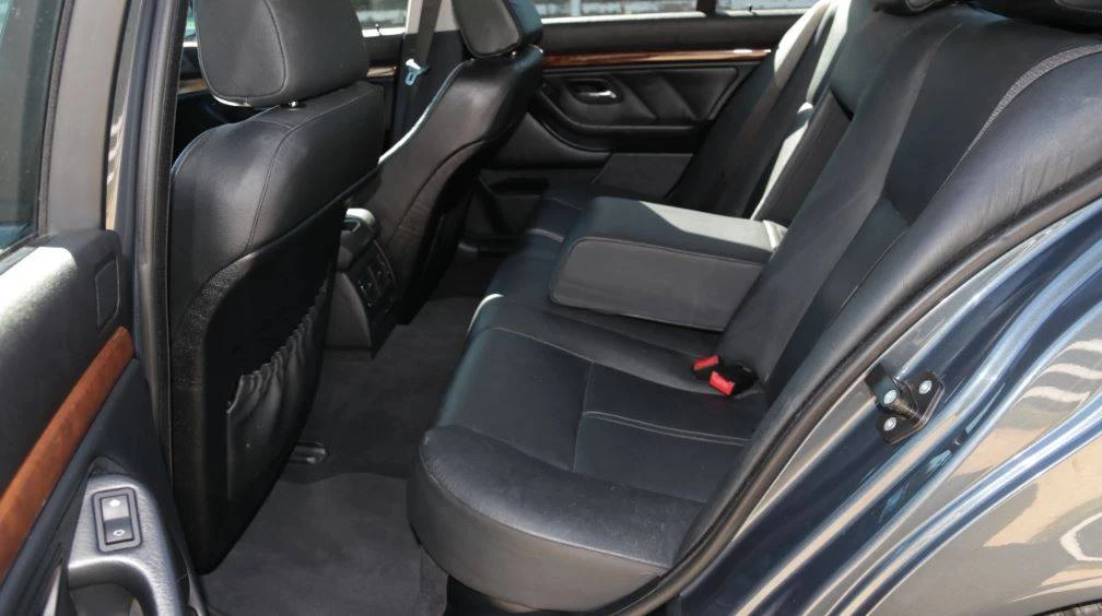 2000 BMW E39 540i - Image 13 of 22