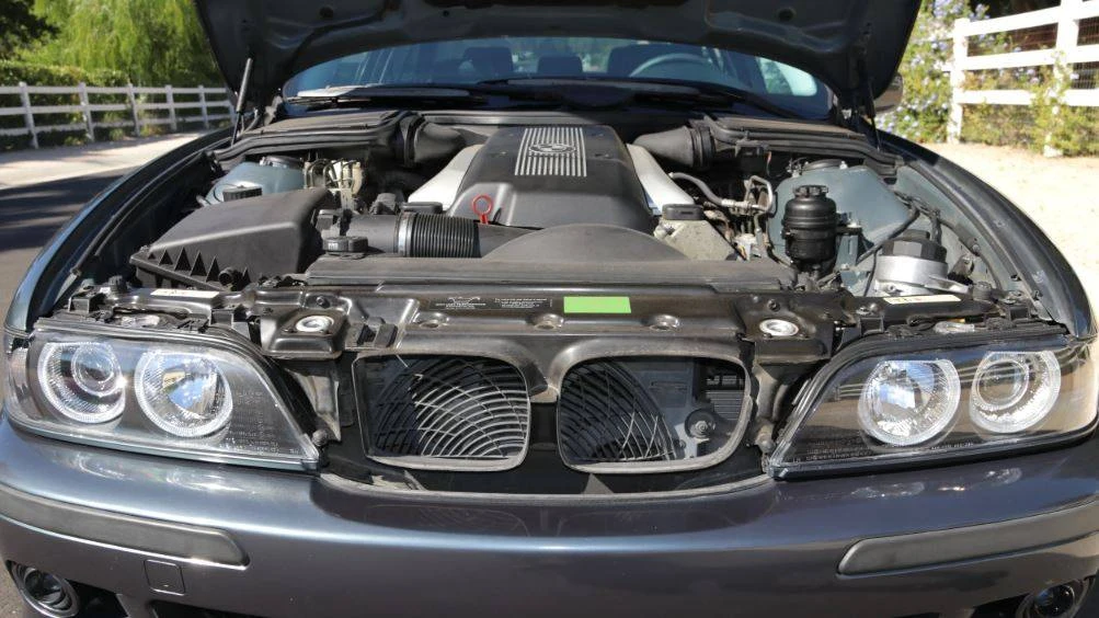 2000 BMW E39 540i - Image 17 of 22