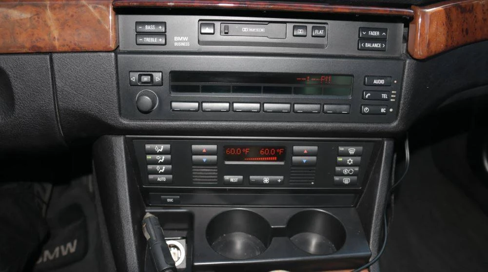 2000 BMW E39 540i - Image 11 of 22