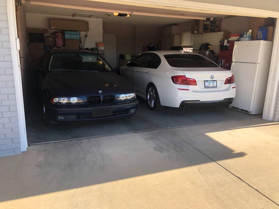 2000 BMW E39 540i - Image 2 of 12