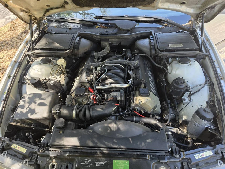 2000 BMW E39 540i - Image 7 of 12