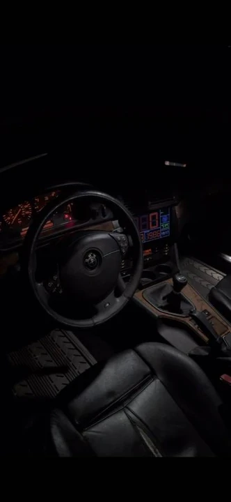 2000 BMW E39 540i - Image 12 of 12