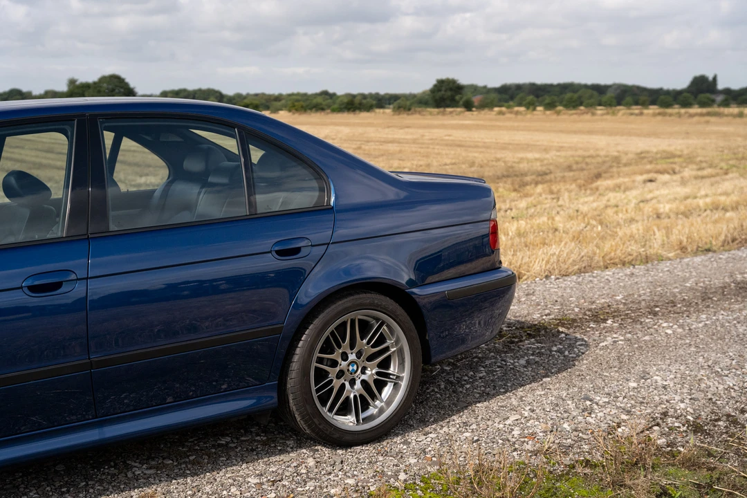 2000 BMW E39 M5 - Image 25 of 31